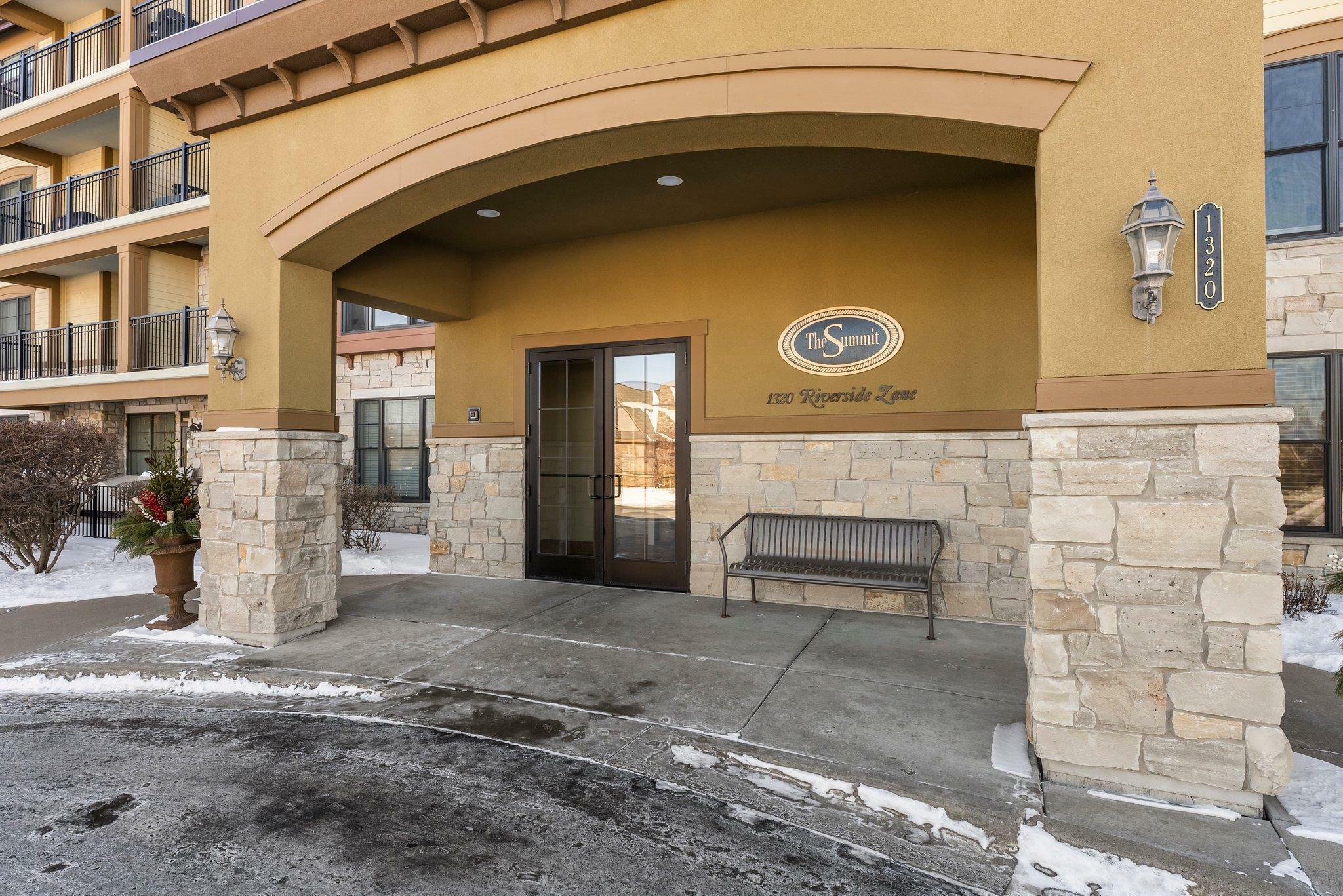 Property Photo: 1320 Riverside Lane 112 MN 55118