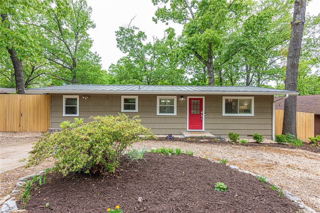 Property Photo:  1 Basore Lane  AR 72715 