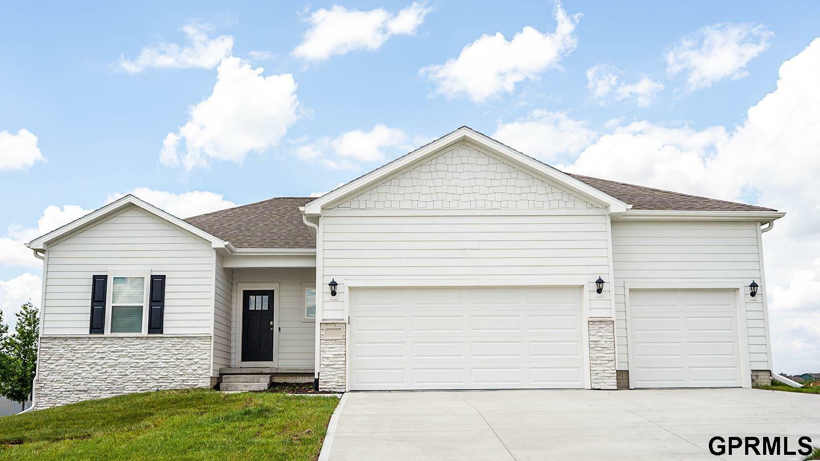 Property Photo: 12314 S 204th Avenue NE 68028