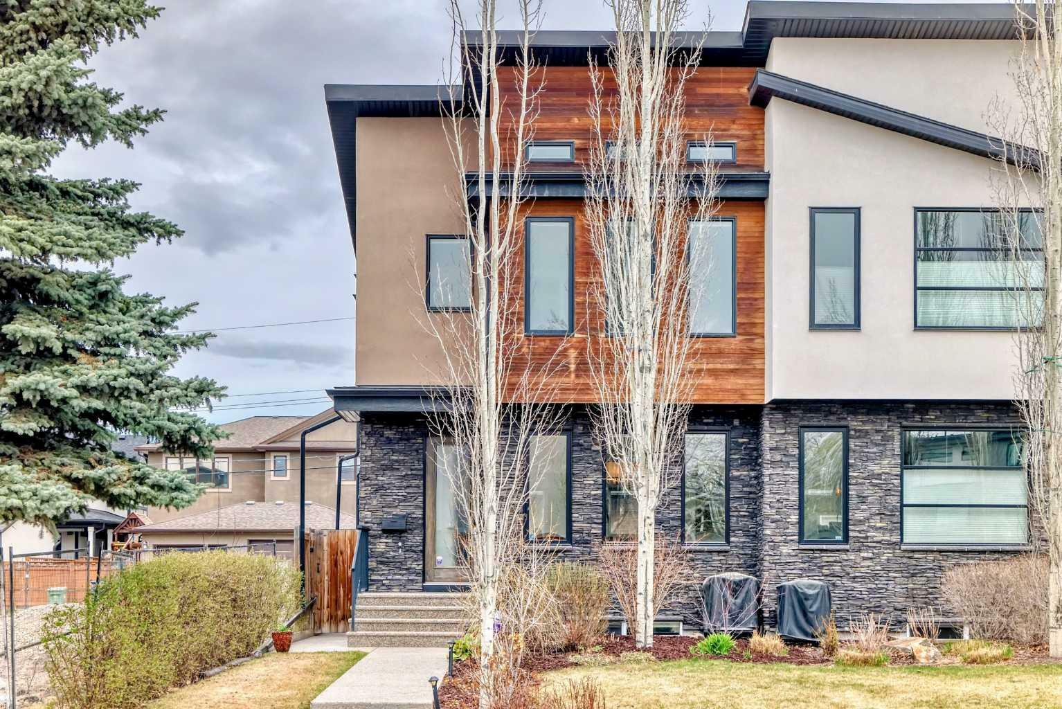 Property Photo: 917 32 Street NW AB T2N 2W3