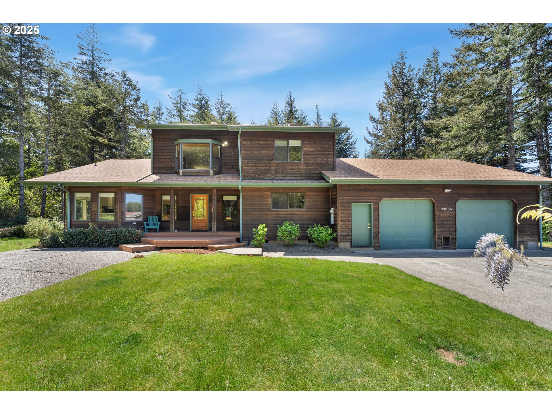 Property Photo:  89656 Halliburton Ln  OR 97411 
