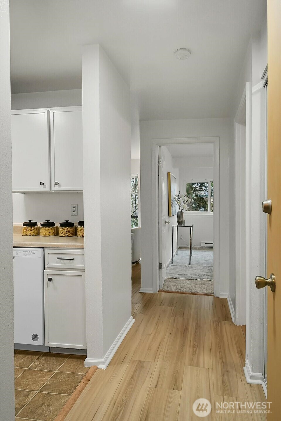 Property Photo: 19428 Aurora Avenue N 433 WA 98133