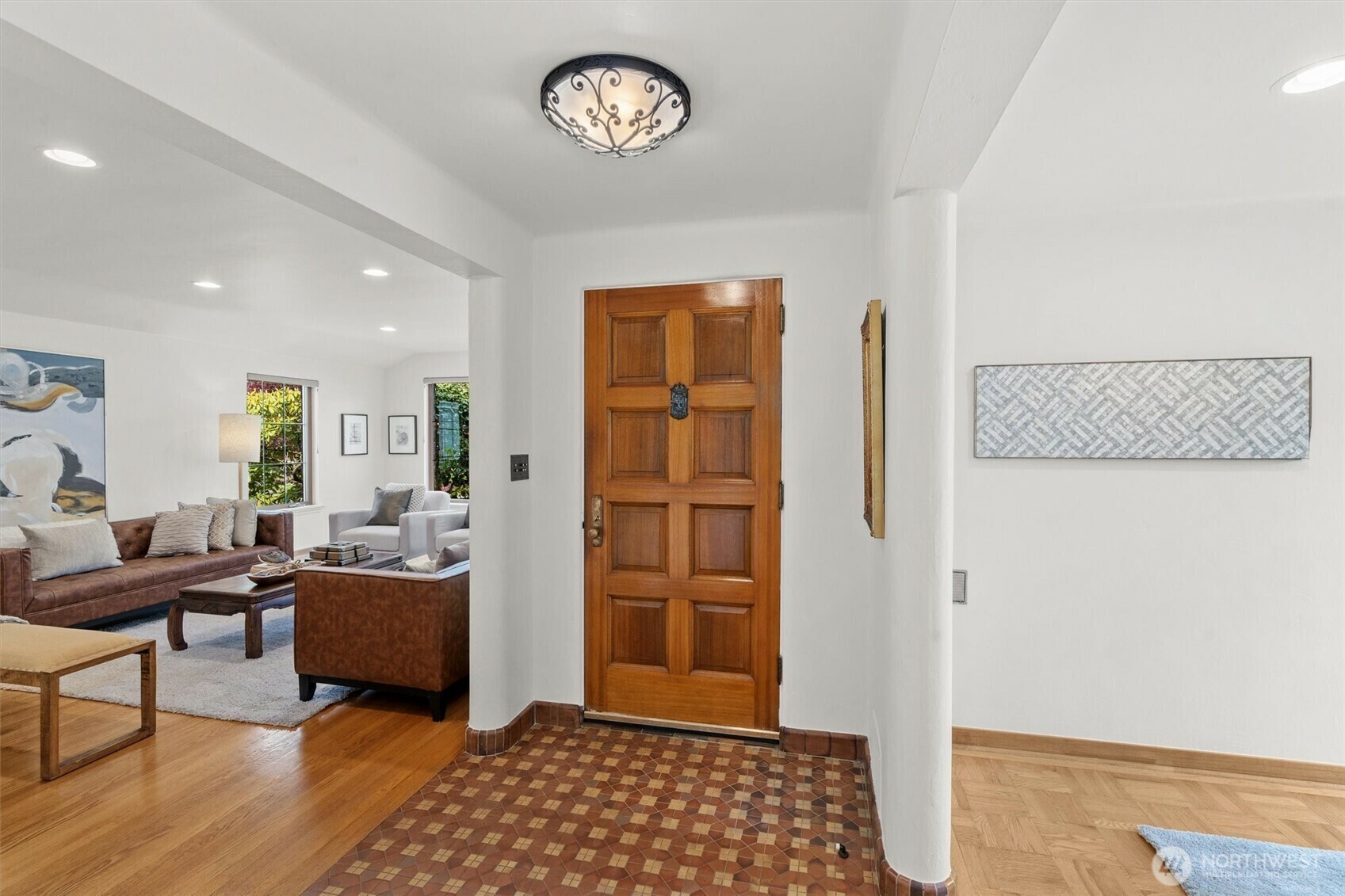 Property Photo: 2501 W Crestmont Place W WA 98199