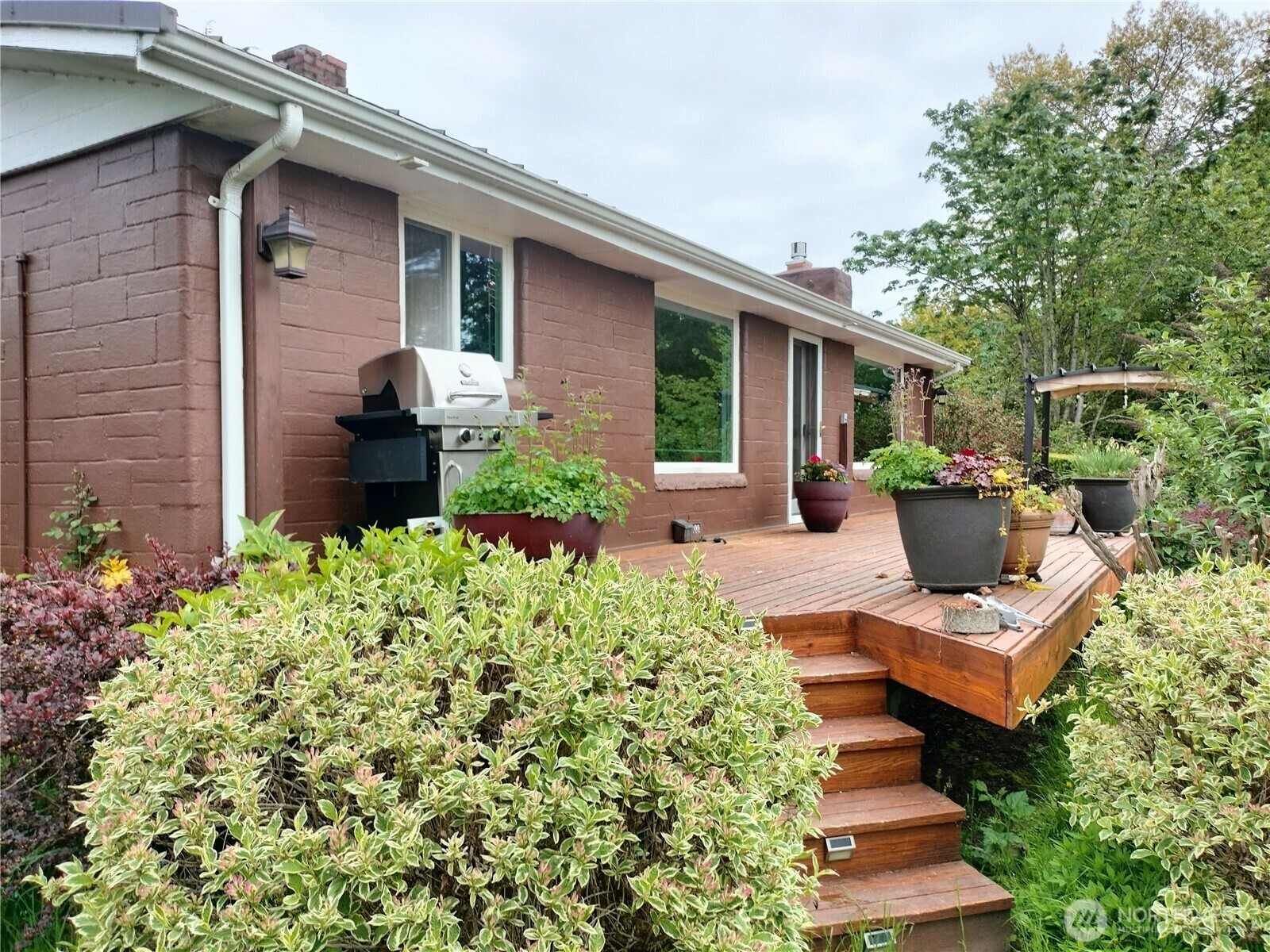 Property Photo: 21926 Vashon Highway SW WA 98070