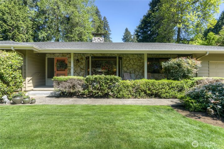Property Photo: 2005 Arietta Place SE WA 98501