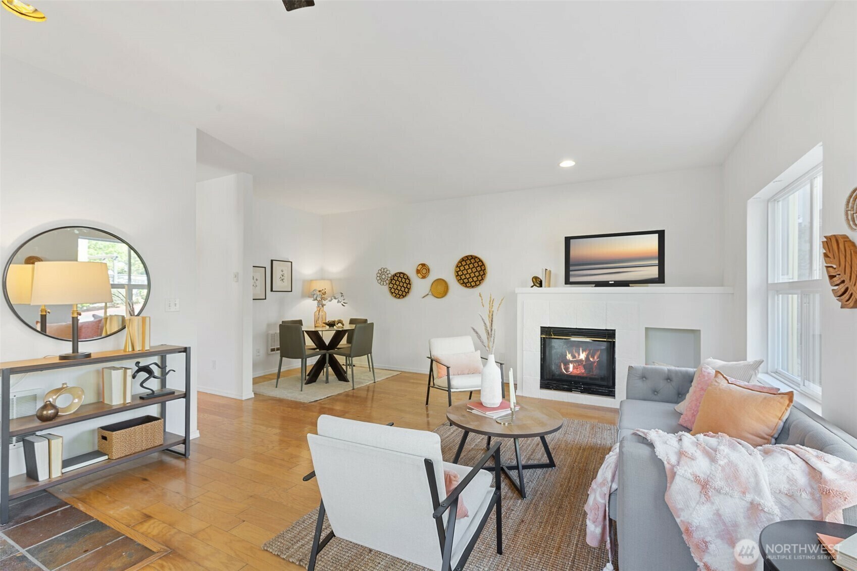 Property Photo: 1577 Cherrylane Avenue S 1577 WA 98144