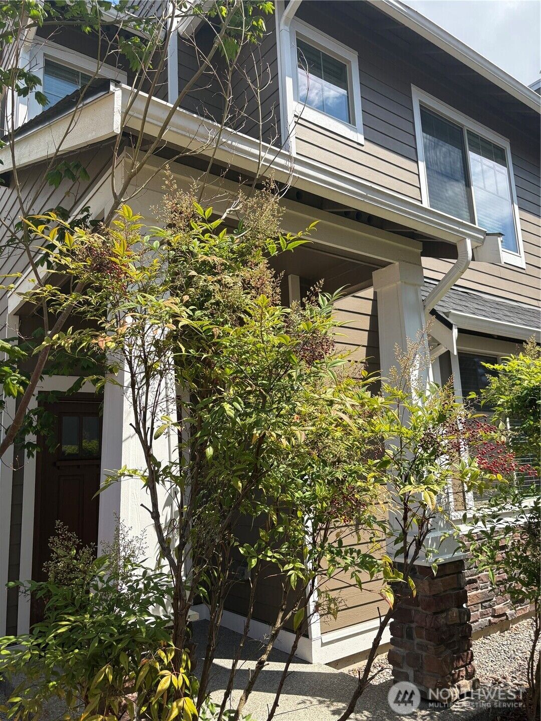 Property Photo:  14522  15th Avenue W B  WA 98087 