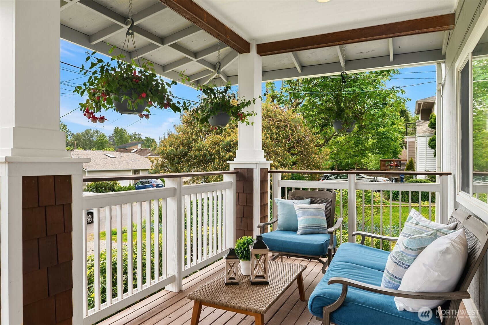 Property Photo: 9145 20th Avenue NE WA 98115