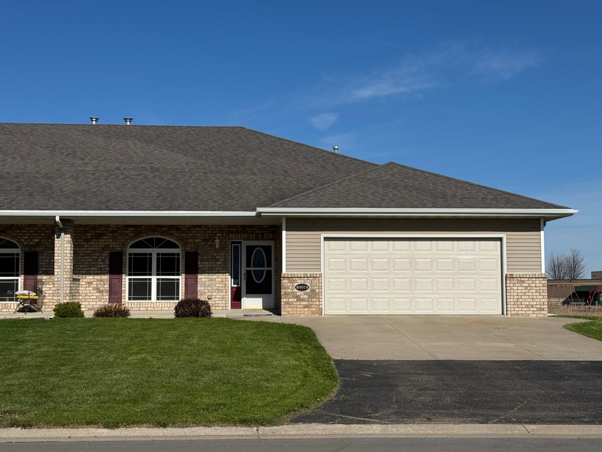 Property Photo: N9078 Spring Valley Road WI 54952-9507