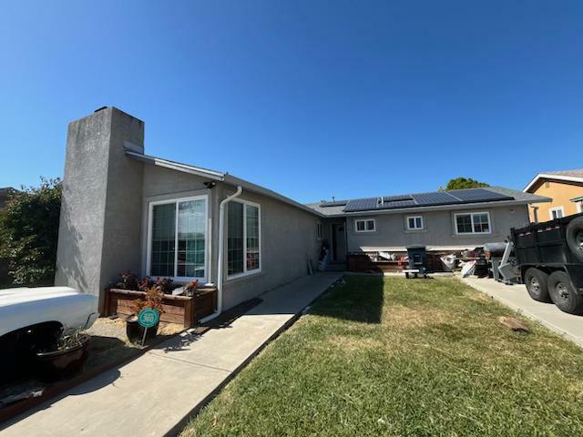 Property Photo: 471 Helen Avenue CA 95376