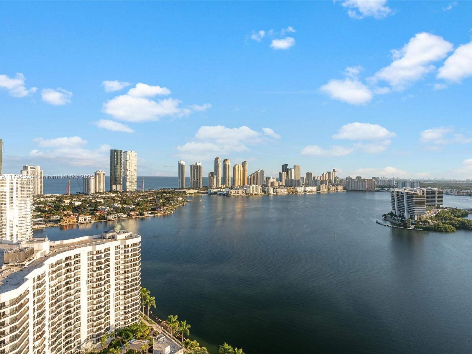 Property Photo:  3530 Mystic Pointe Dr Lph10  FL 33180