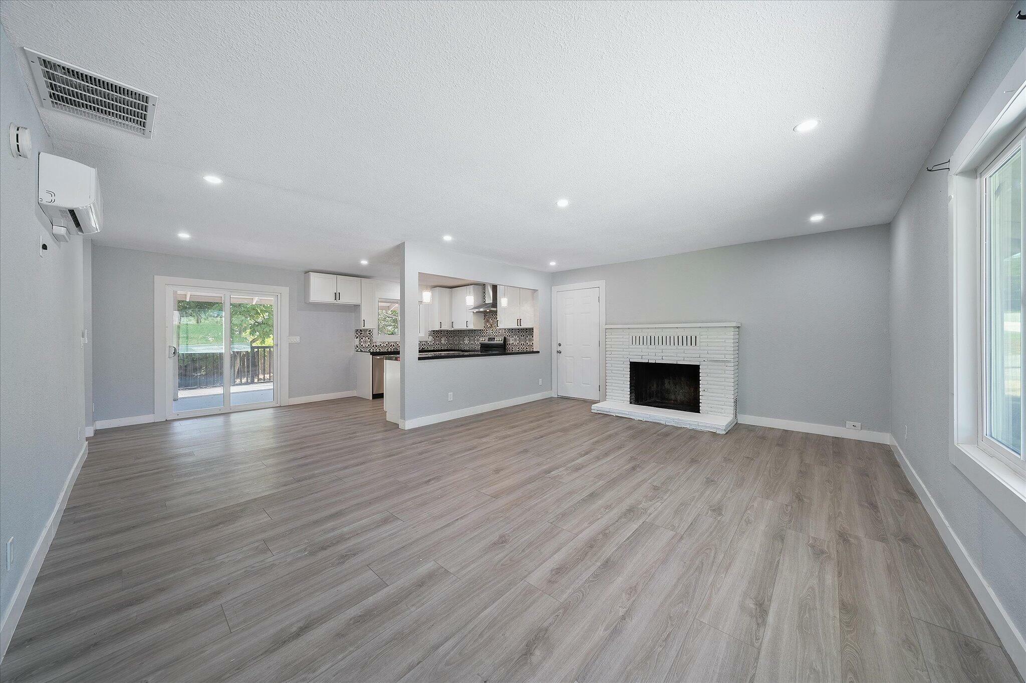 Property Photo: 1921 Montana Avenue CA 96019