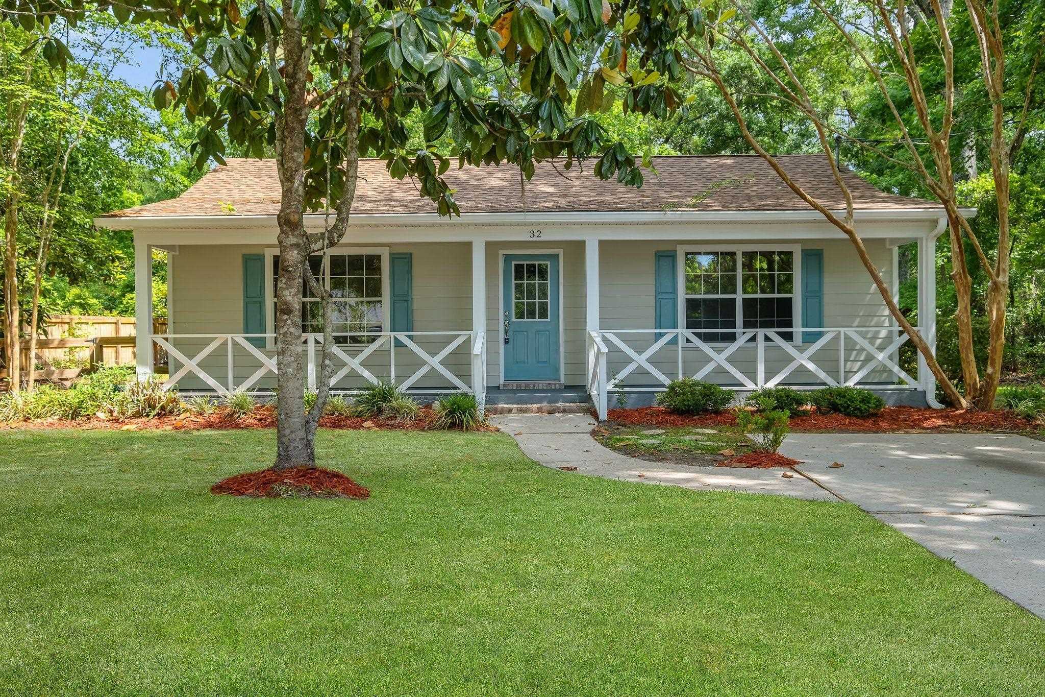 Property Photo: 32 Pirates Cove Lane FL 32355