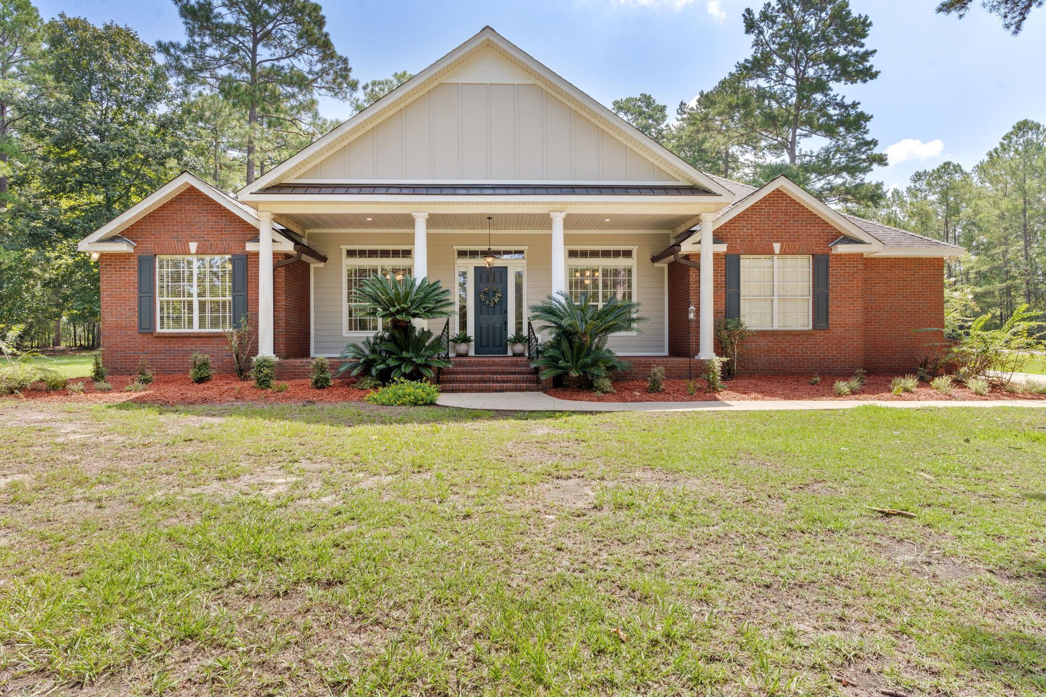 Property Photo: 7432 Dresden Road FL 32309