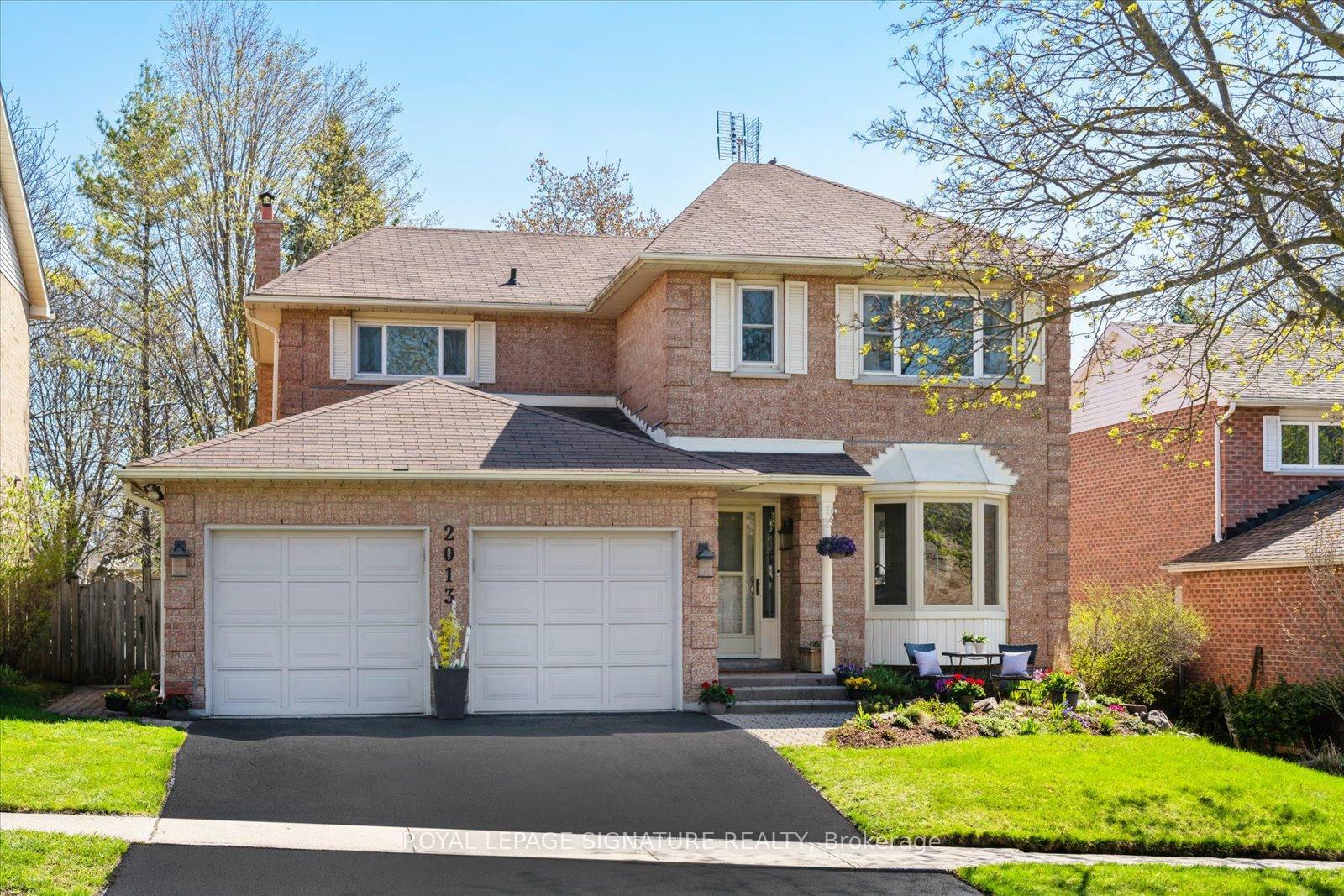 2013 Lynn Heights Drive  Pickering ON L1X 1N5 photo