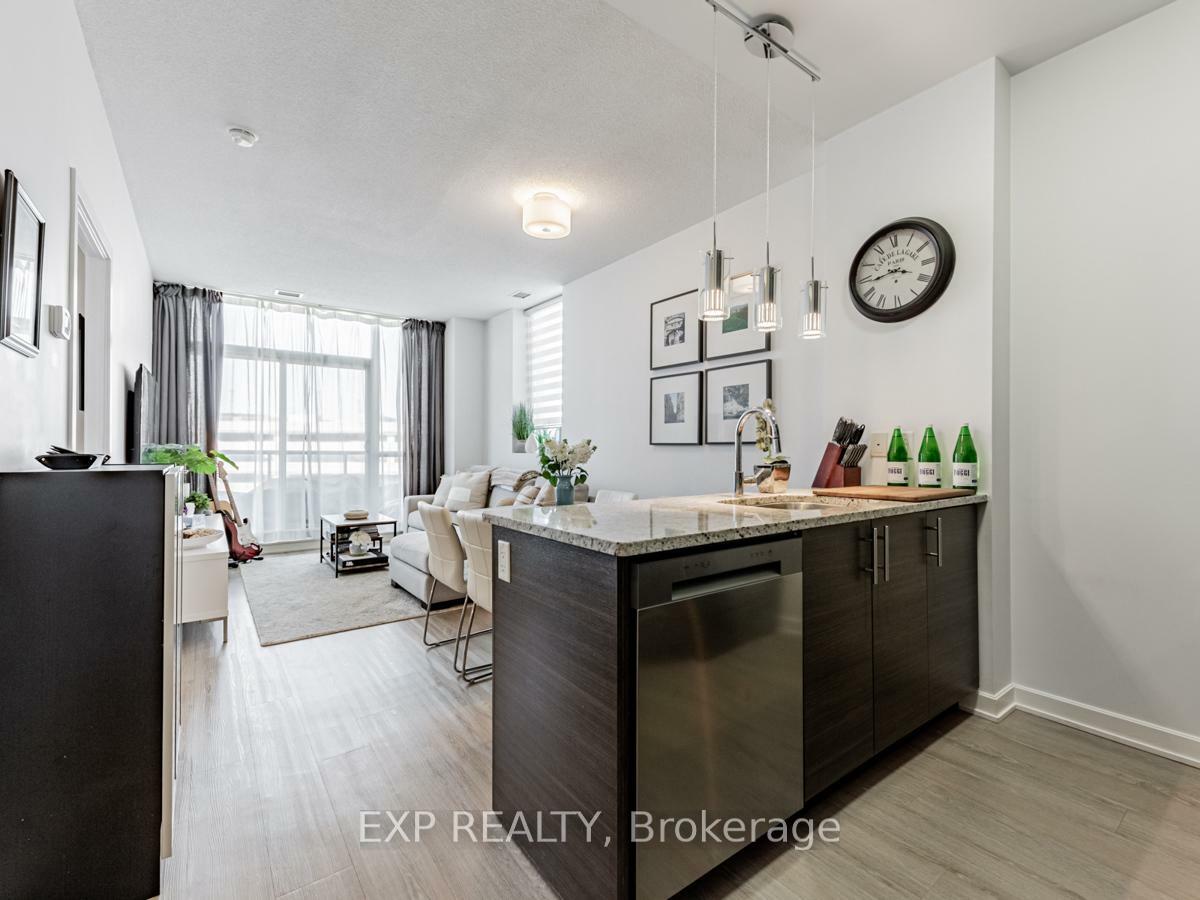 Property Photo: 70 Forest Manor Road 316 ON M2J 0A9
