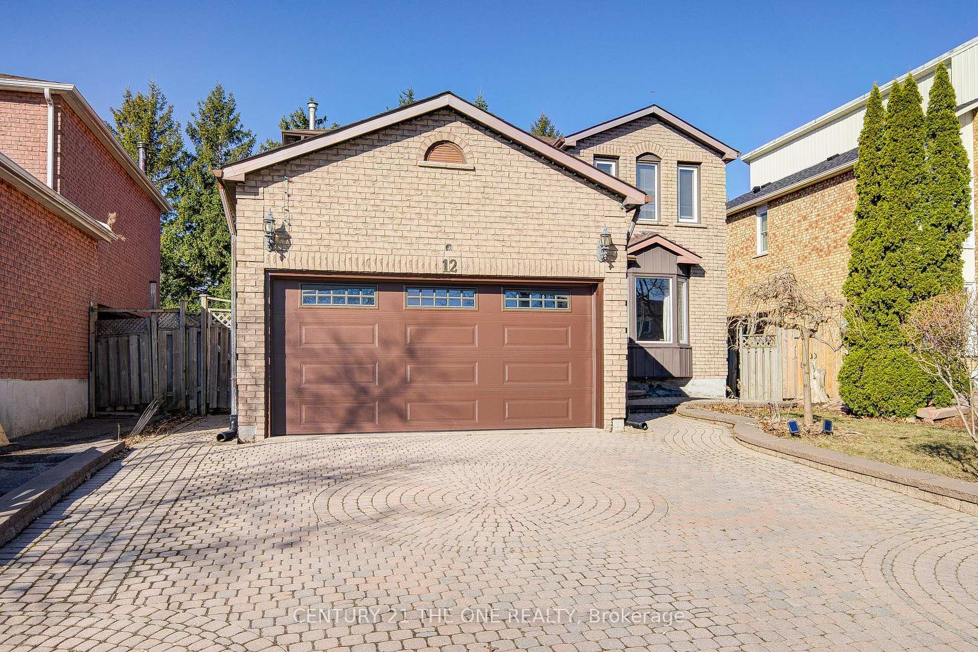Property Photo: 12 Featherstone Avenue ON L3S 2E5