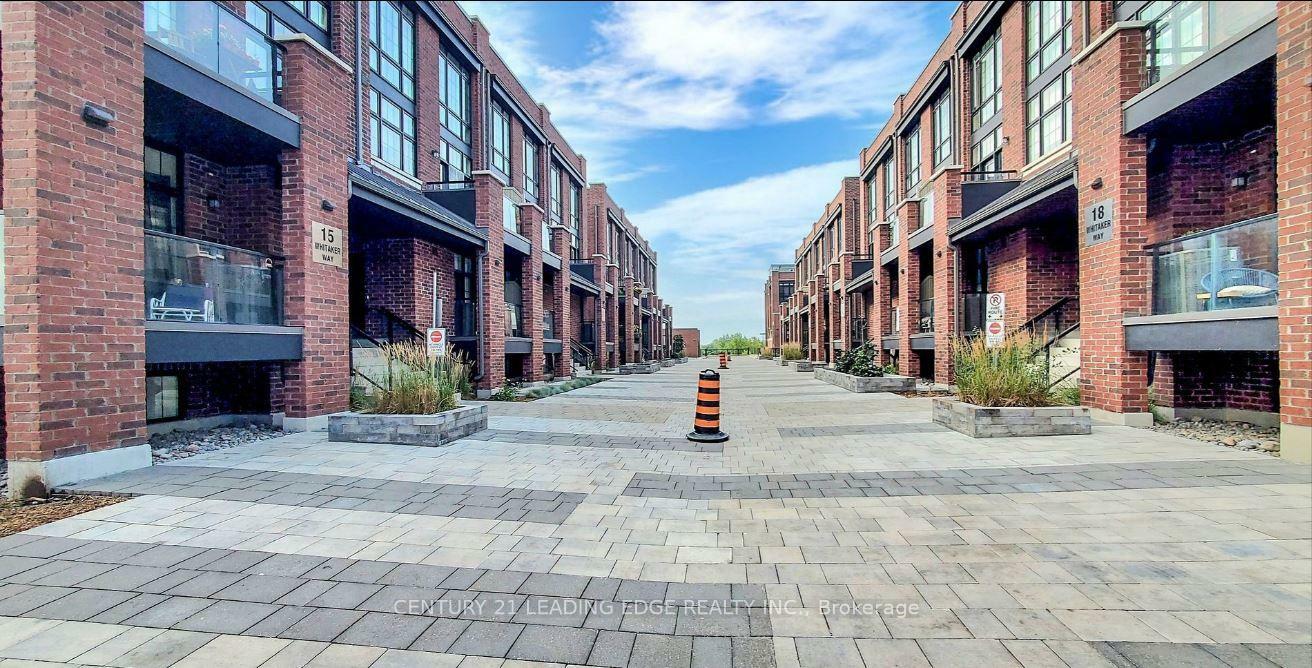 Photo de la propriété: 15 Whitaker Way 423 ON L4A 4T4