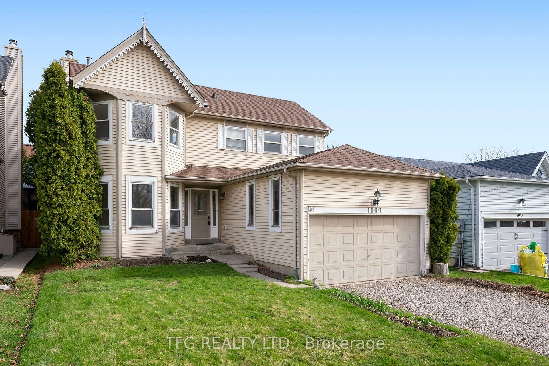 Photo de la propriété: 1069 Ripley Crescent ON L1K 2E6