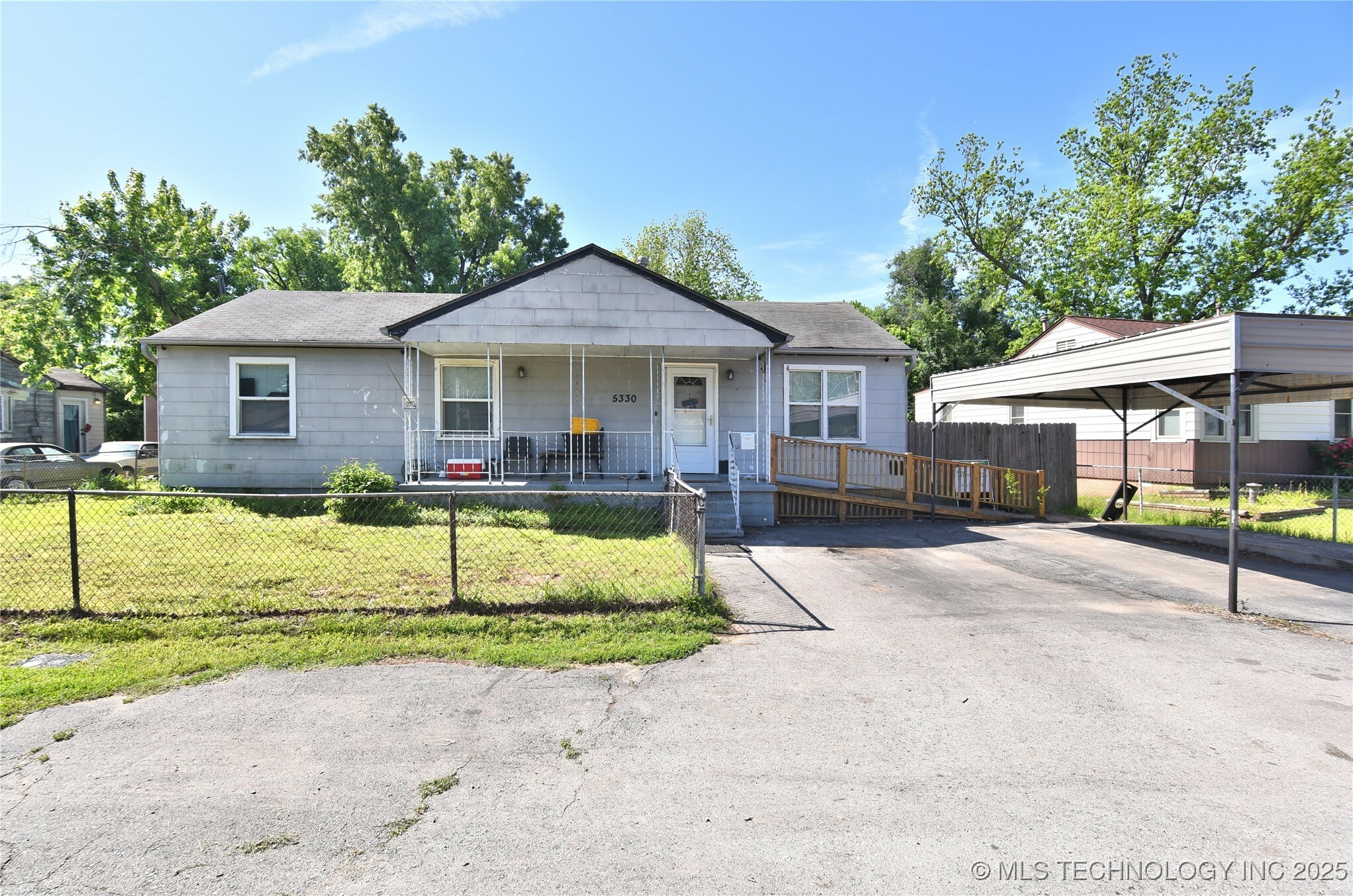 Property Photo: 5330 W 2nd Street OK 74127