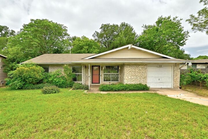5103 Stone Gate Drive  Austin TX 78721 photo