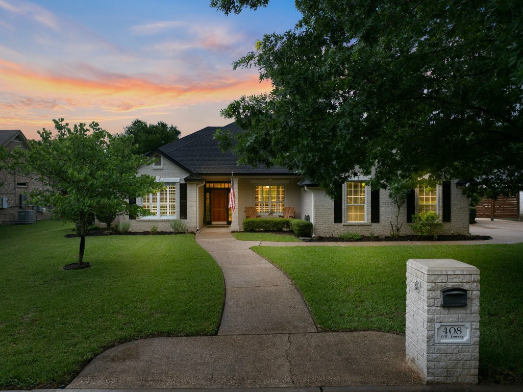Property Photo: 408 Ow Lowrey TX 76571