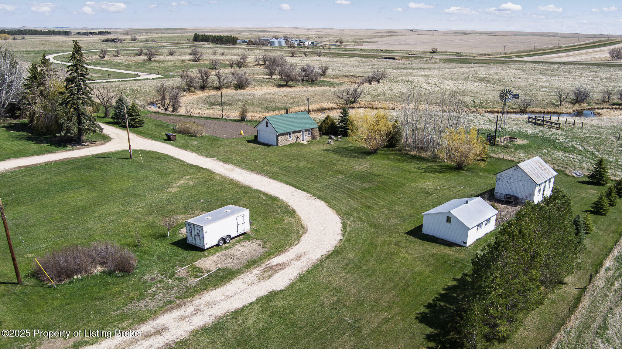 Property Photo: 11126 50th Street SW ND 58601