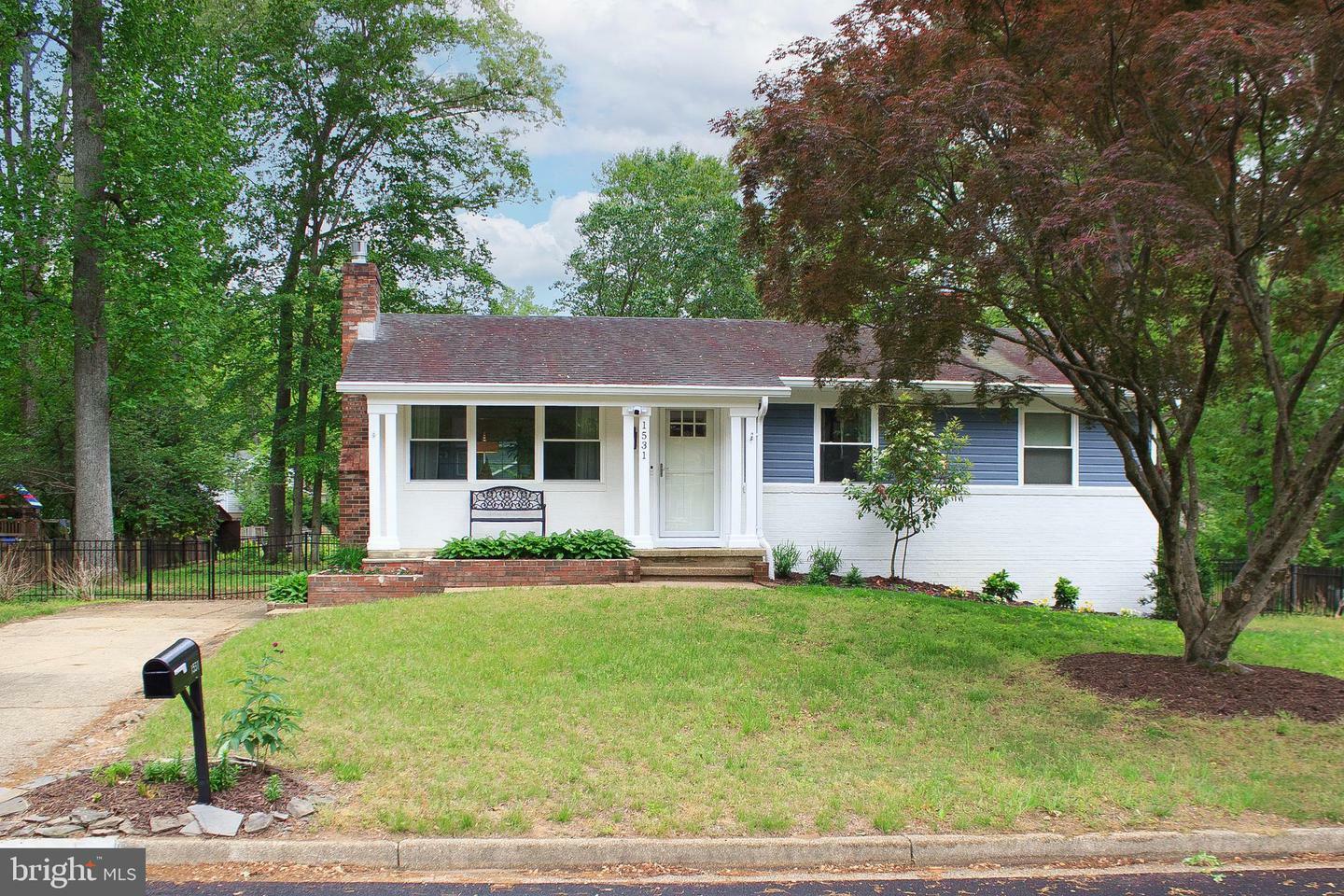Property Photo: 1531 Manor View Road MD 21035