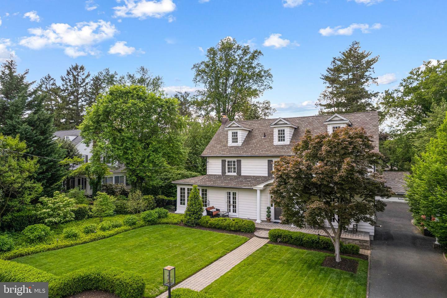 Property Photo:  408 Chews Landing Road  NJ 08033 