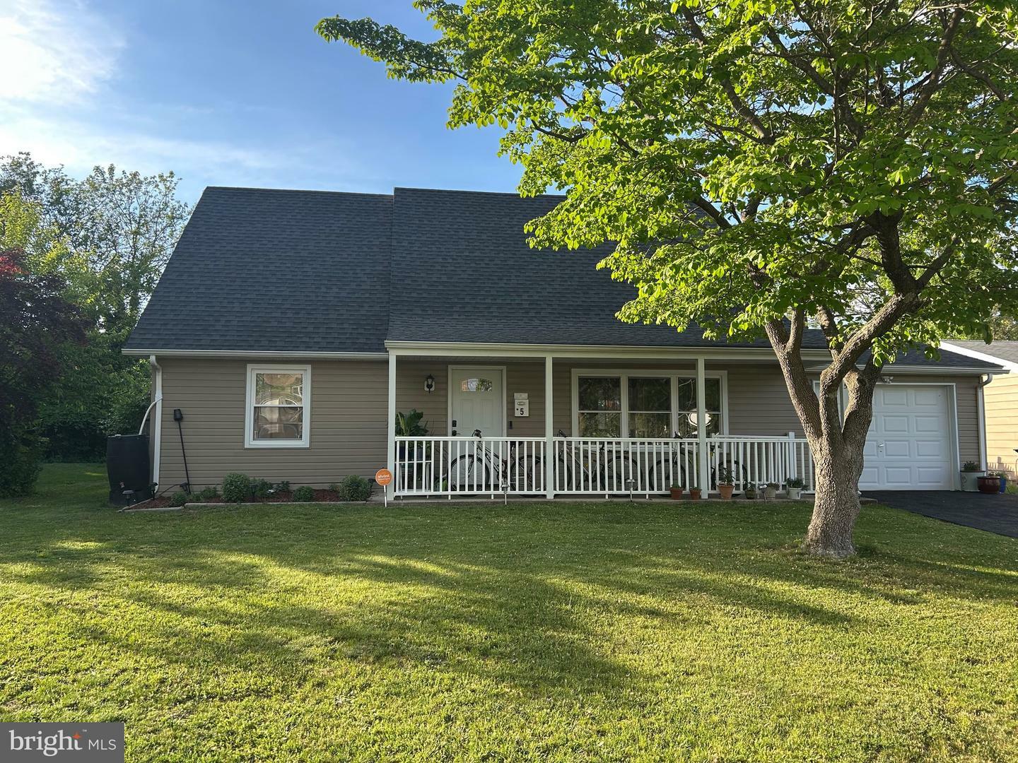 Property Photo: 5 Middleton Lane NJ 08046
