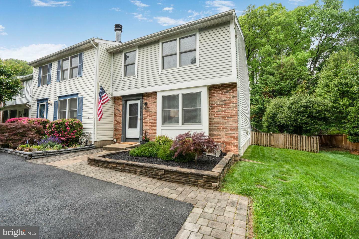 Property Photo: 5810 Canvasback Road VA 22015