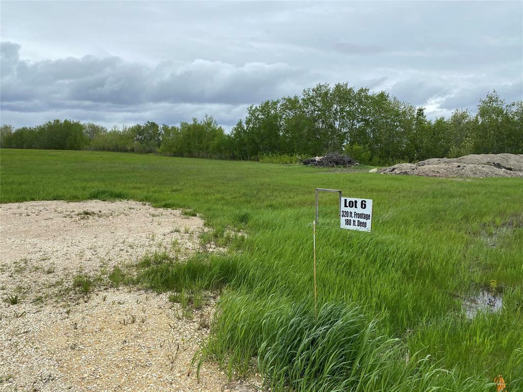 Property Photo: 6 Tamarack Lane MB R0C 0P0