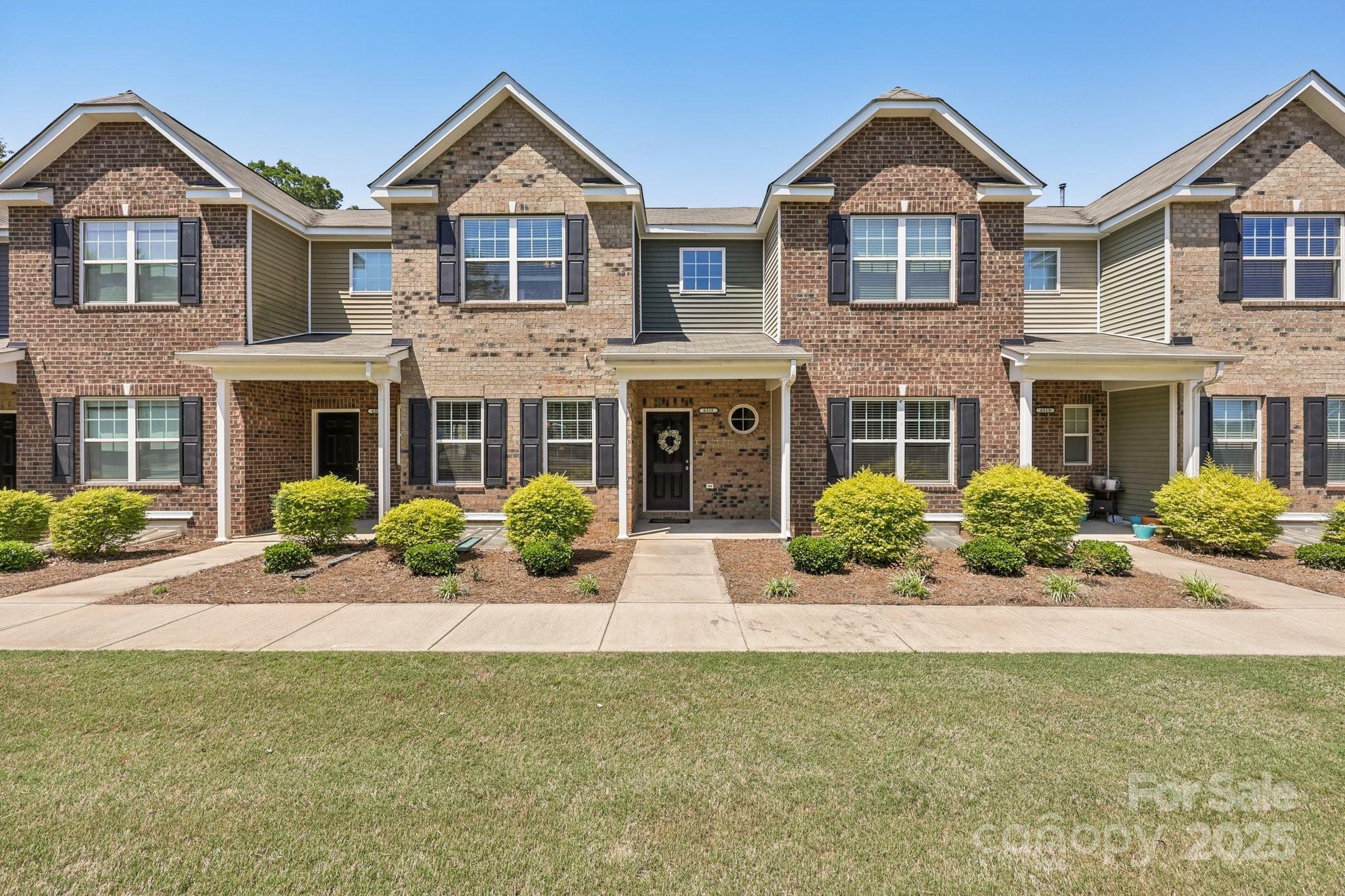 Property Photo: 6315 Prosperity Church Road NC 28269