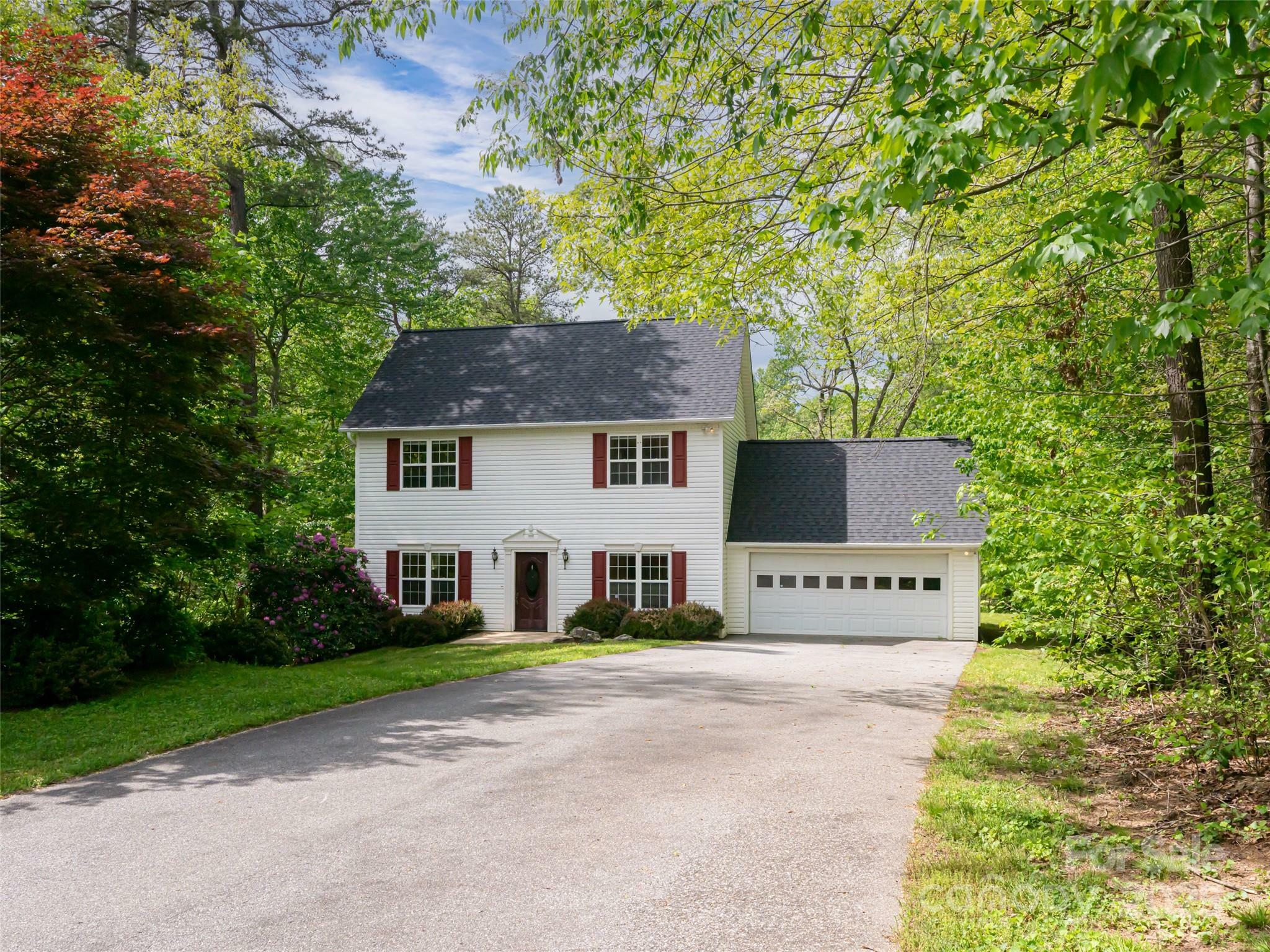 Property Photo: 34 Friendly Way NC 28806