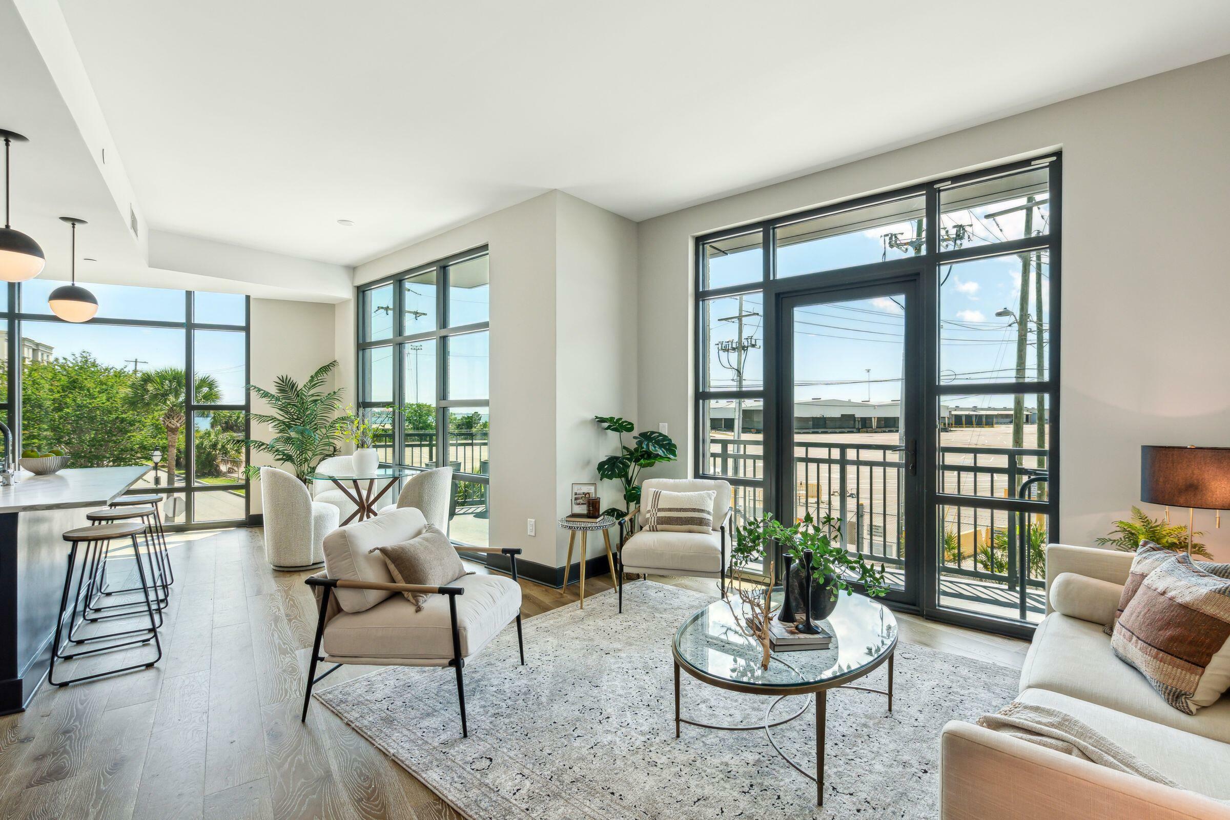 Property Photo: 5 Gadsdenboro Street # 204 SC 29401