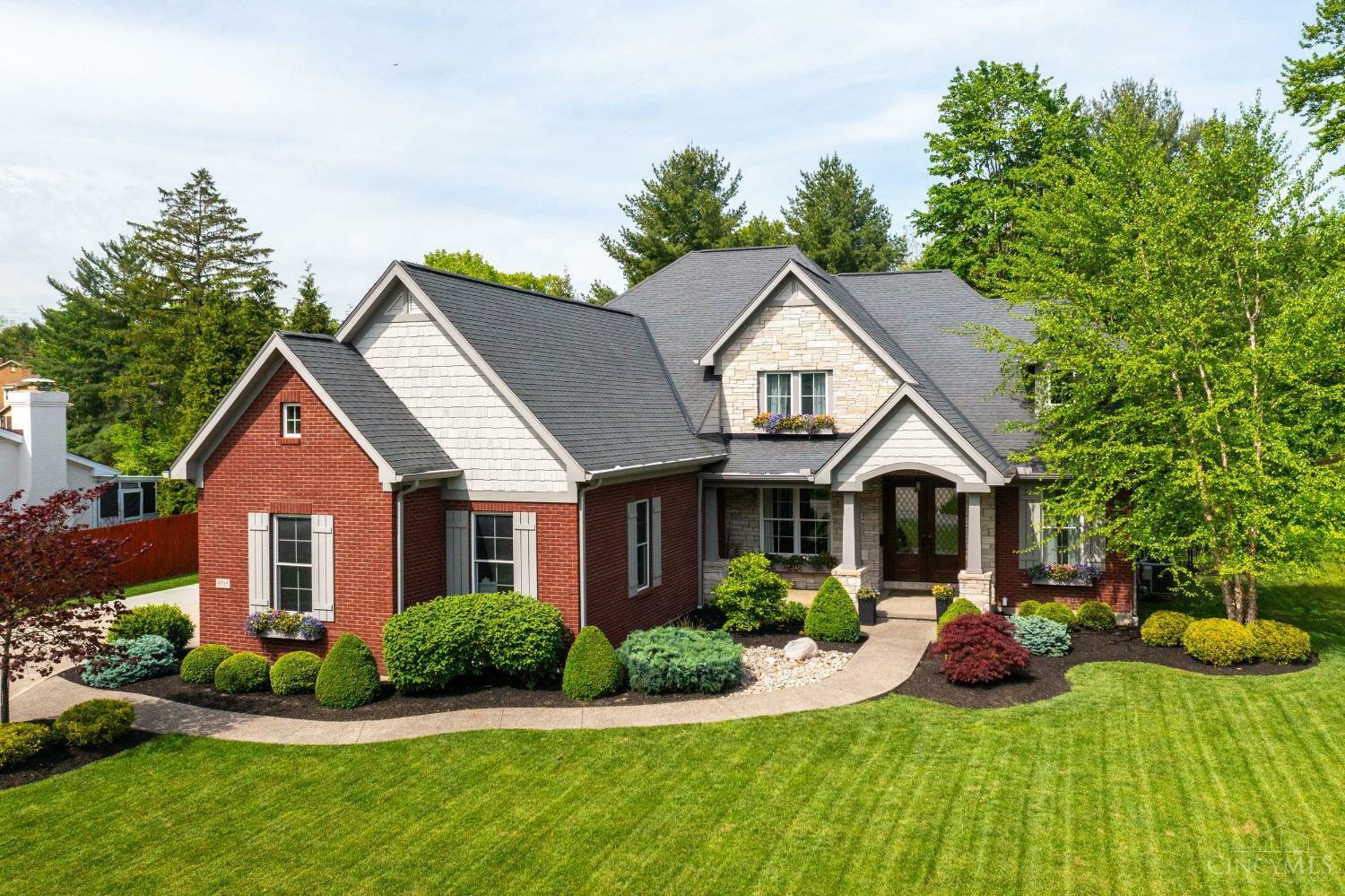 9715 Zig Zag Road  Montgomery OH 45242 photo