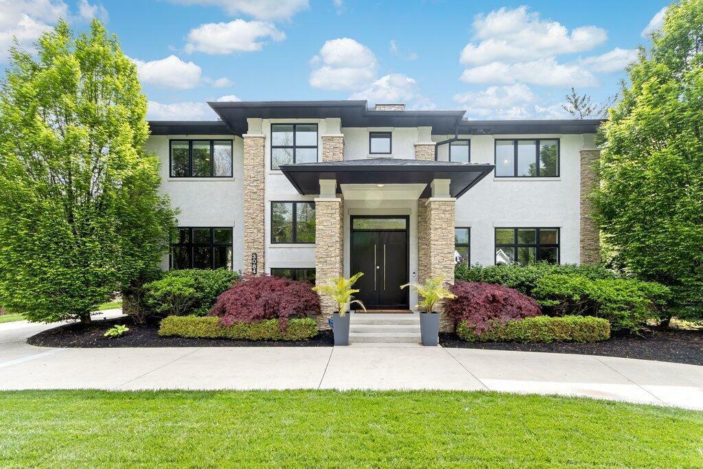 Property Photo: 3084 Asbury Drive OH 43221
