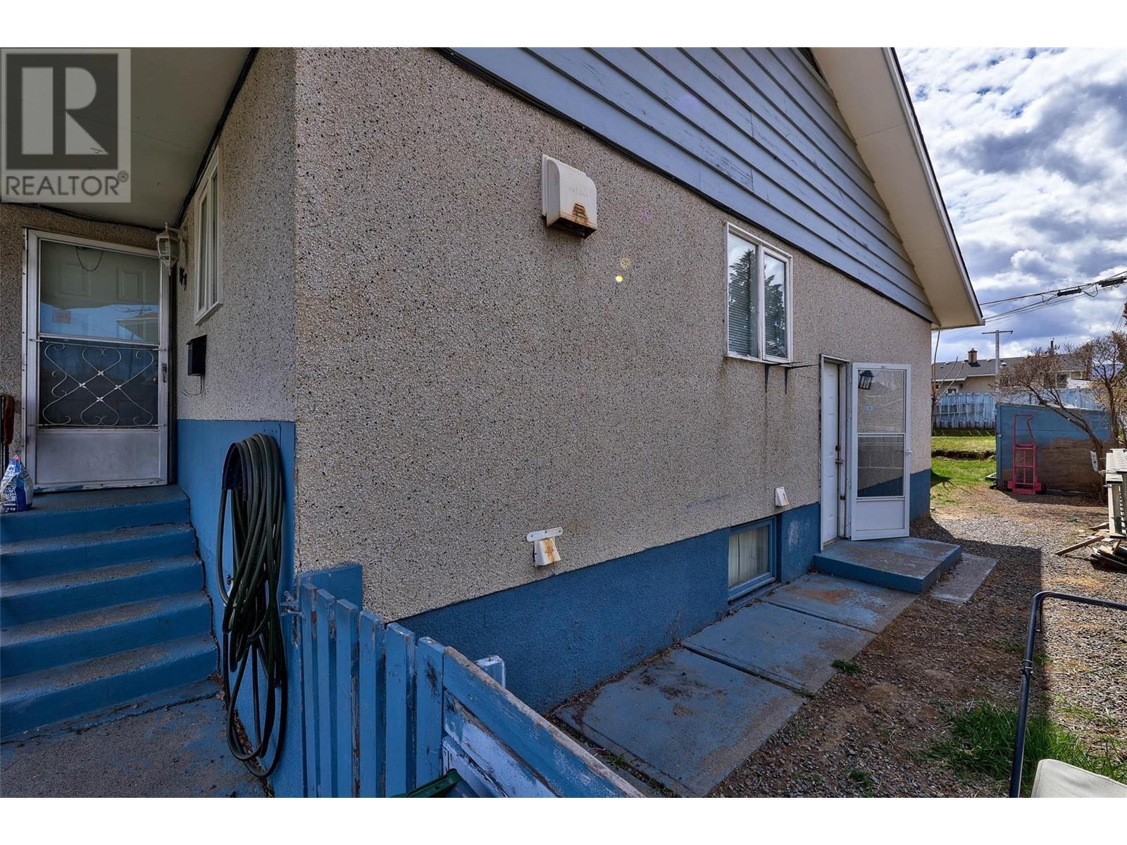Property Photo: 1057/1059 Lethbridge Avenue BC V2B 1Y1