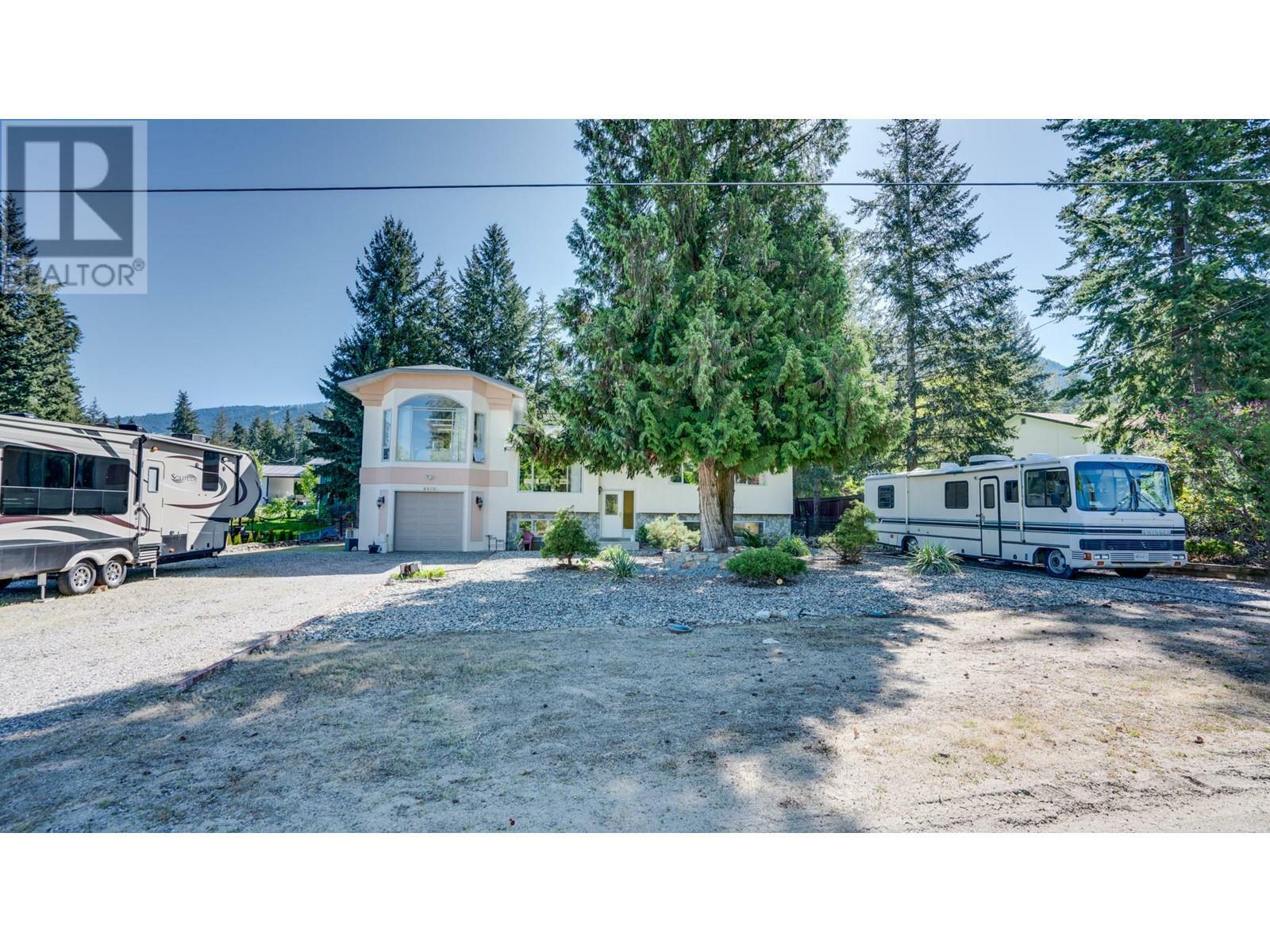 Property Photo: 3419 Larch Drive BC V0E 1B8