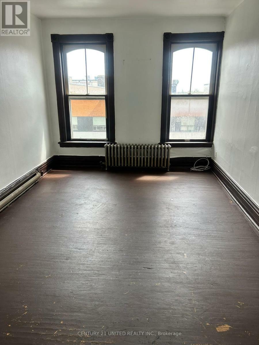 Property Photo: 168 Charlotte Street 1 ON K9J 2T8