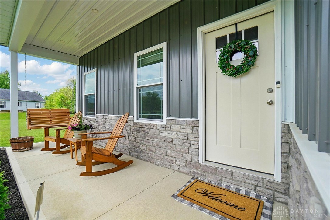 Property Photo: 8 Mohican Cove OH 45171