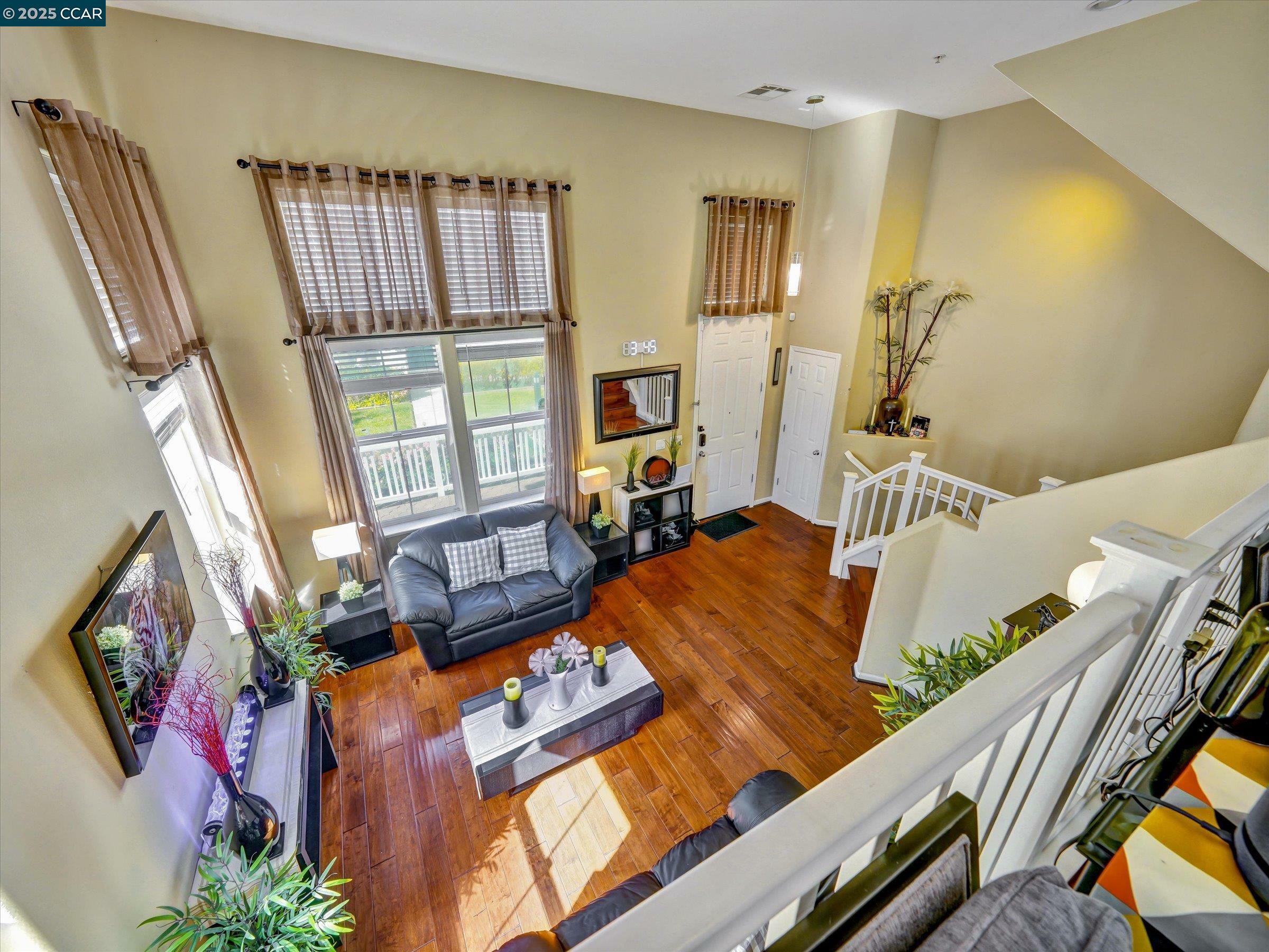 Property Photo: 750 Summer Ln CA 94806
