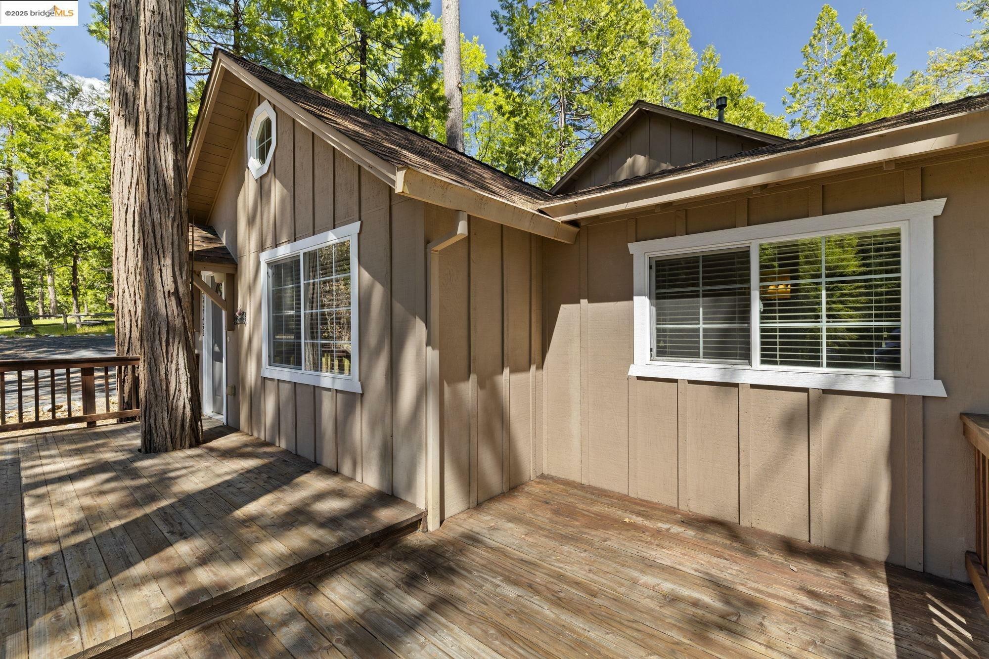 Property Photo: 22827 Placer Dr CA 95383