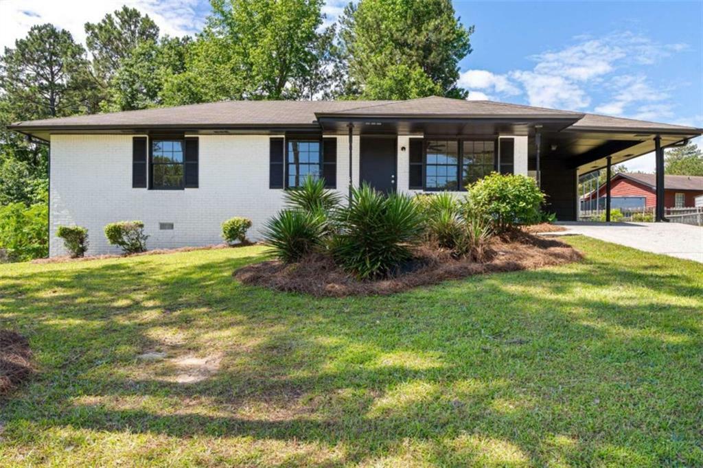 Property Photo: 10116 Straphinge Trail GA 30014