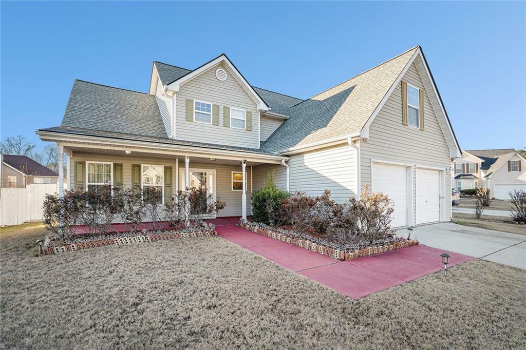 Property Photo: 7492 Ferrara Drive GA 30058