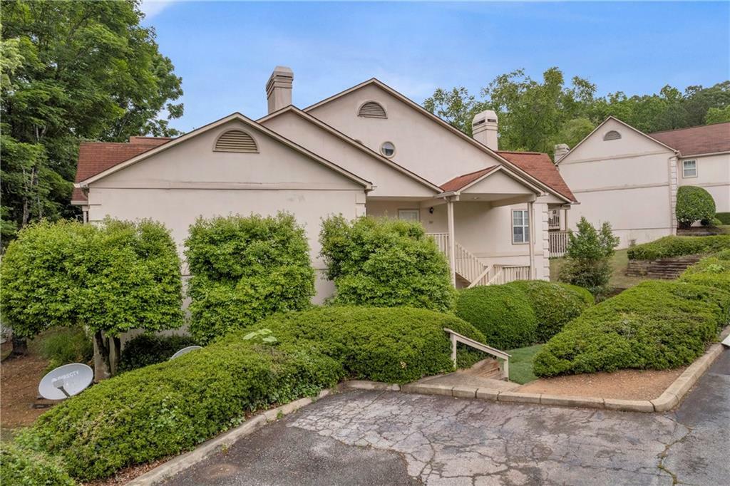 Property Photo: 203 Bridge Lane SE GA 30082
