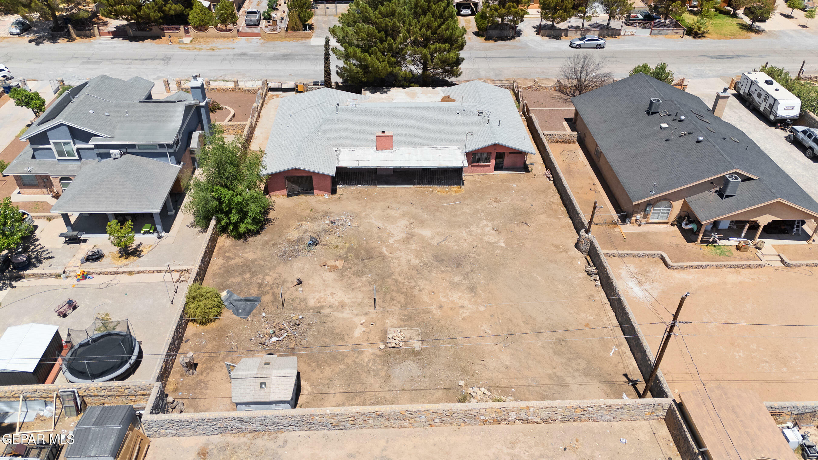Property Photo: 1030 Miss Bev Avenue TX 79932
