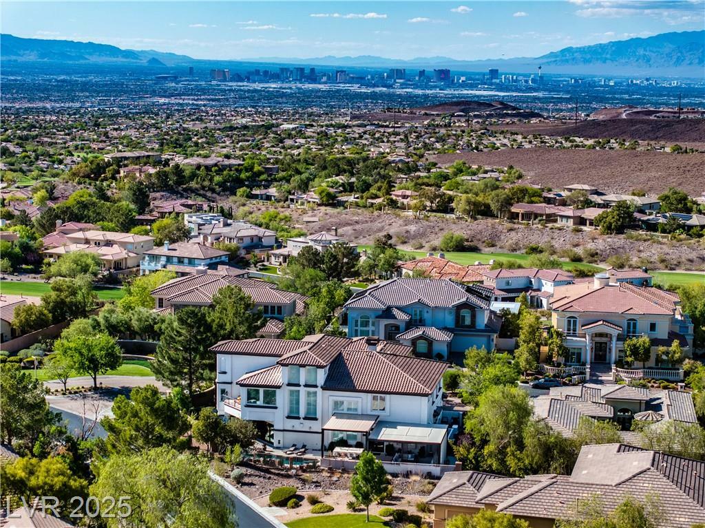 Property Photo: 2 Yorkridge Court NV 89052