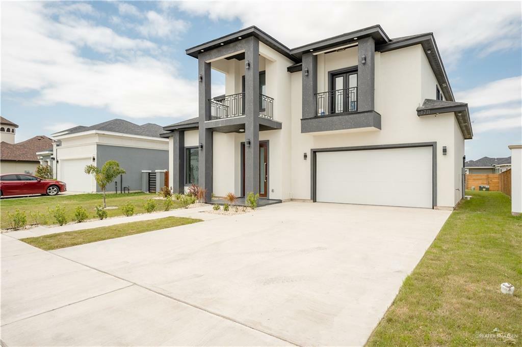 Property Photo: 1711 Lago Delton TX 78542