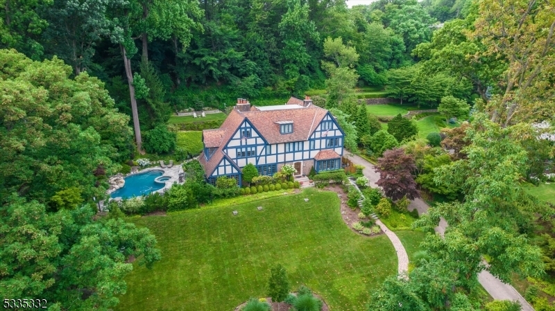 114 Highland Ave  Montclair Twp. NJ 07042 photo